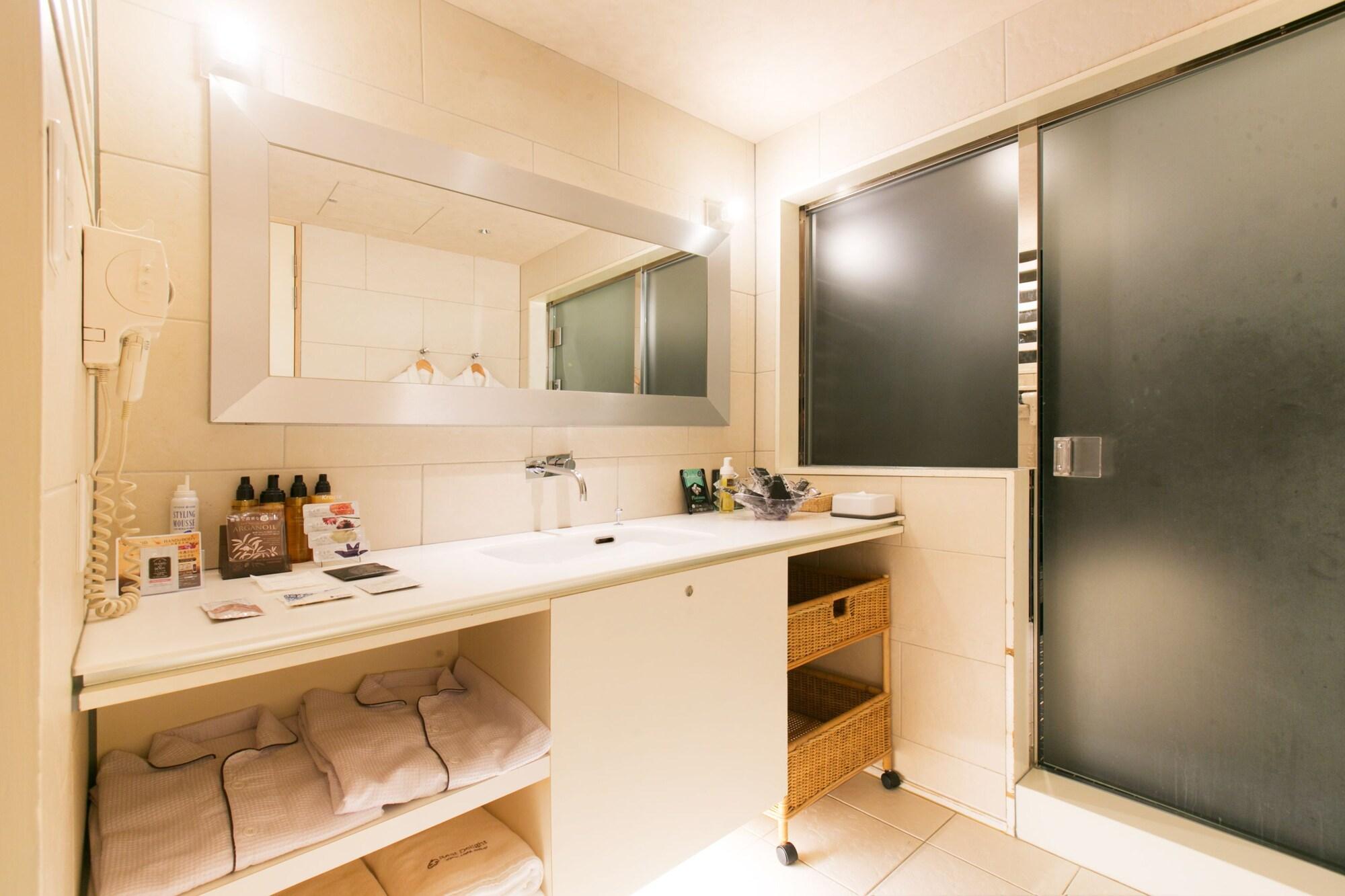 Hotel Atlantis (Adults Only) Osaka Ngoại thất bức ảnh