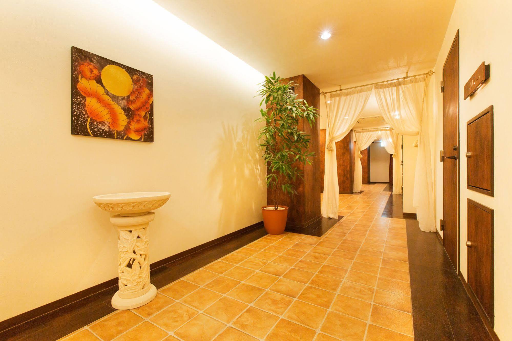 Hotel Atlantis (Adults Only) Osaka Ngoại thất bức ảnh