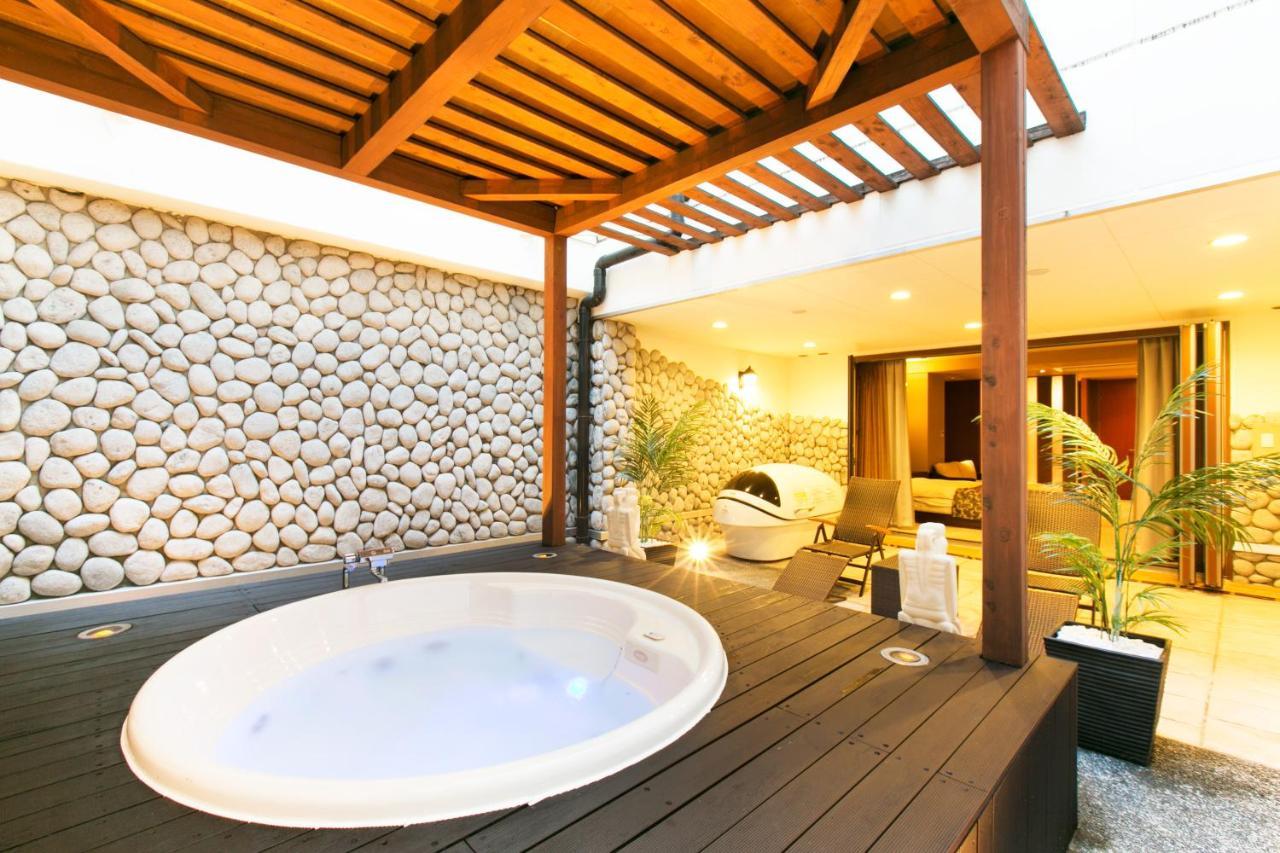 Hotel Atlantis (Adults Only) Osaka Ngoại thất bức ảnh